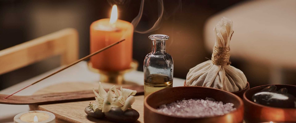 Aromatherapy Massage Elements